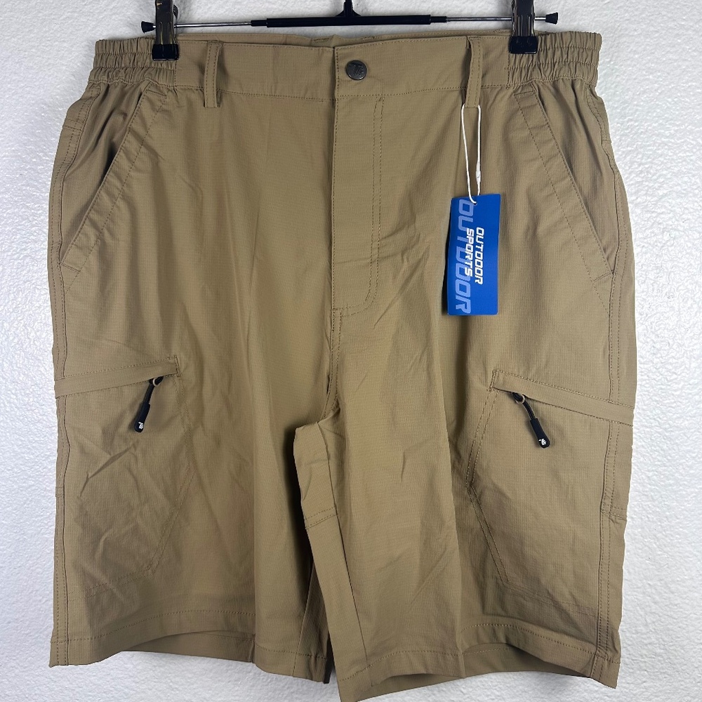 Outdoor Sports Tan Cargo Shorts. Sz 36.